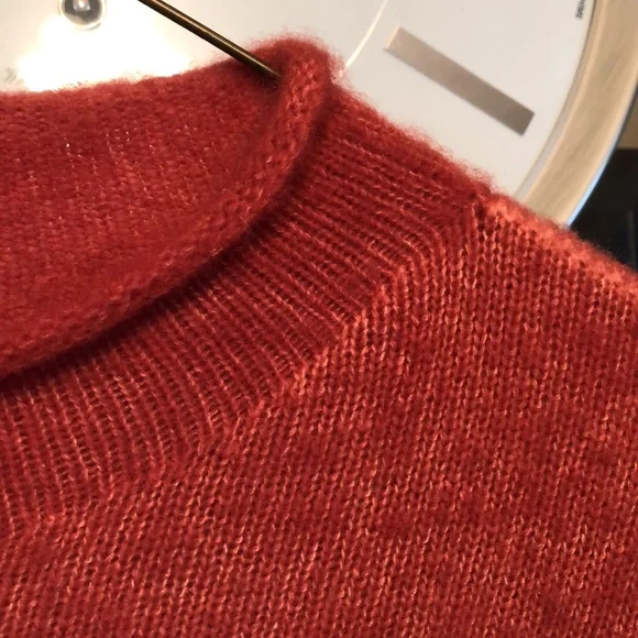 The Row “Adia” 74% cashmere 26% silk sweater - Picture 8 of 13